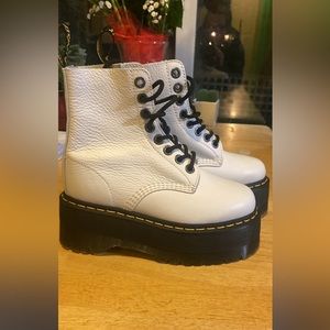 Doc Martens 1460 Pascal WHITE PLATFORM, size 5, IMMACULATE CONDITION